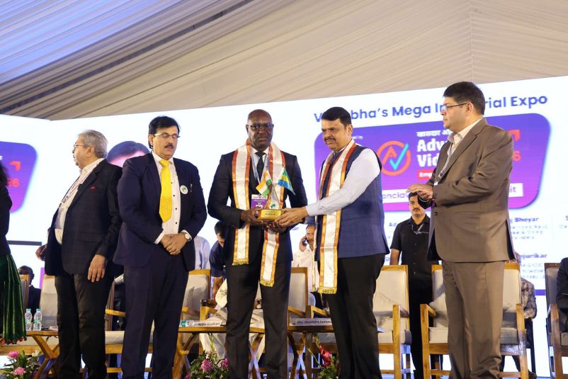 GIBF team with Nitin Gadkari