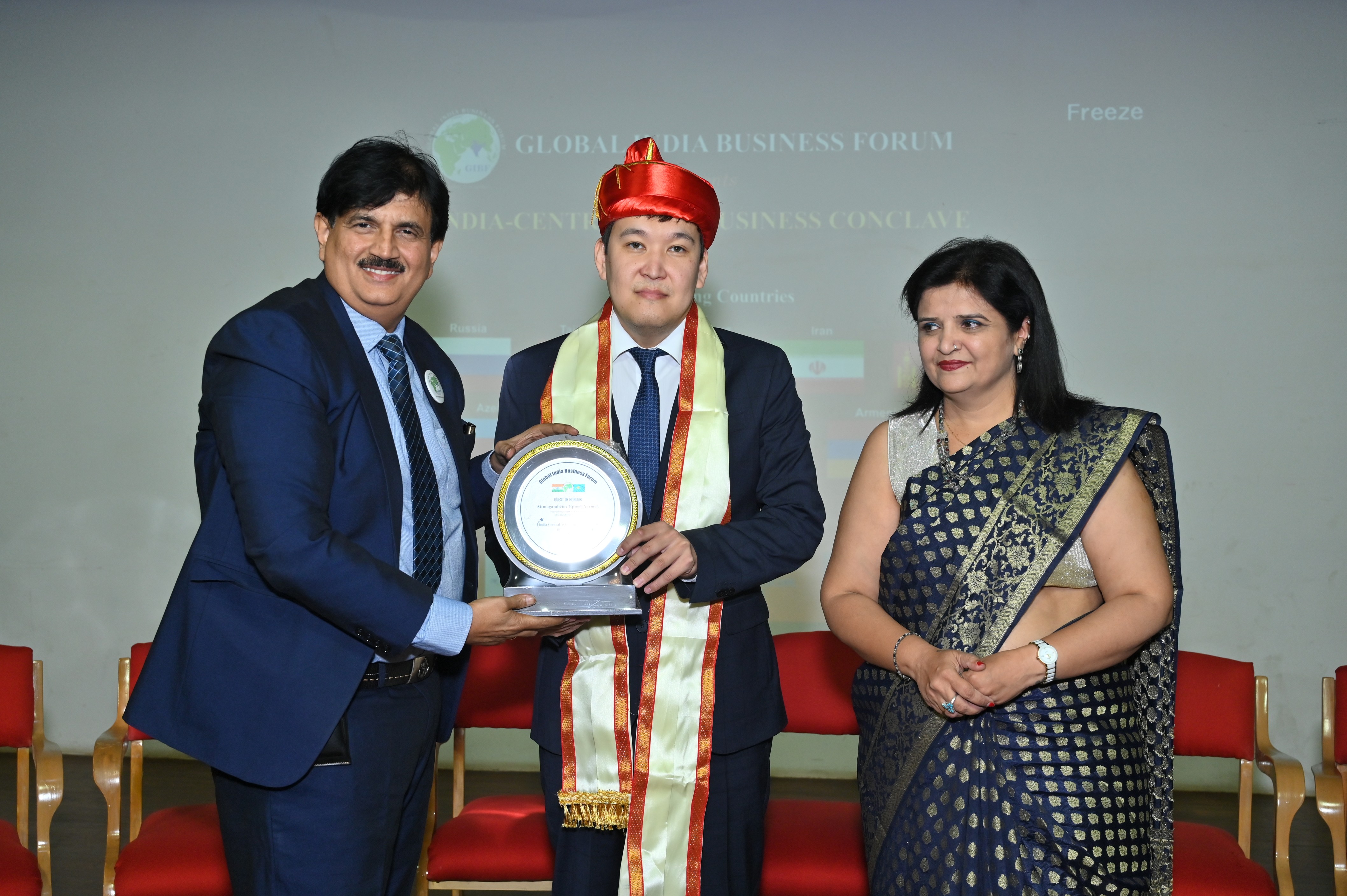 GIBF Past Event - 2024 - India-Central Asia Business Conclave - Mr.  Aitmagambetov Epmek Yermek, Second Secretary of the Republic of Kazakhstan to the Republic of India award